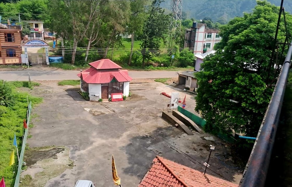 Mid Way Tourist & Resorts