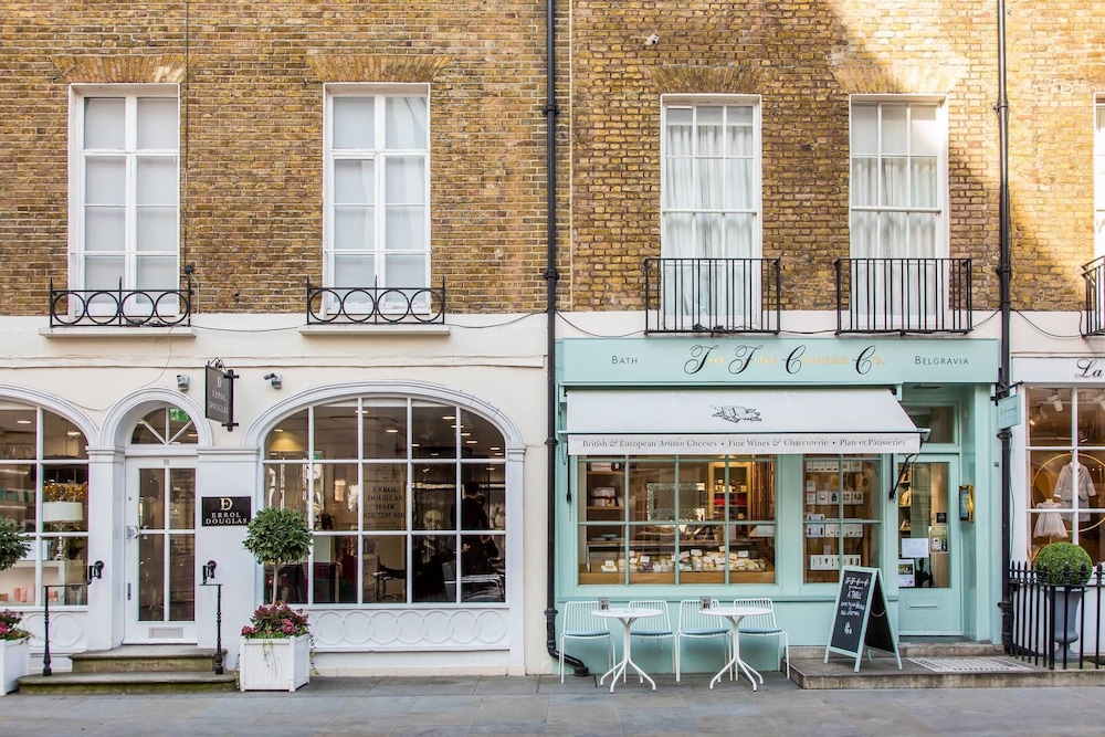 Cadogan Street III by Onefinestay