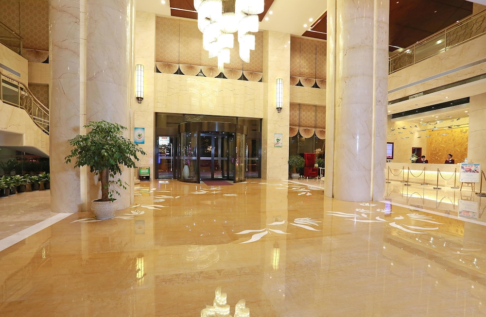 Ramada Longyan