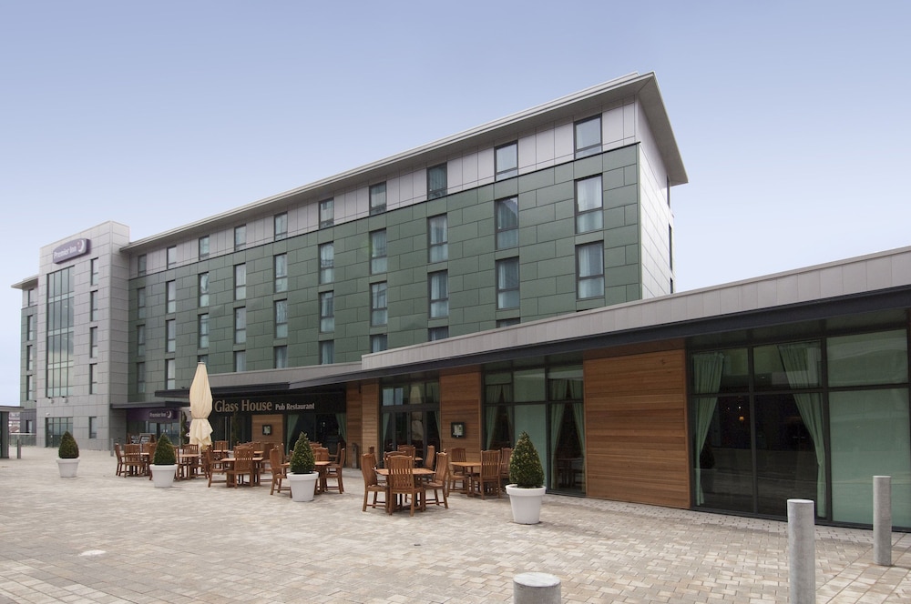 Premier Inn Barnsley Central M1 J37