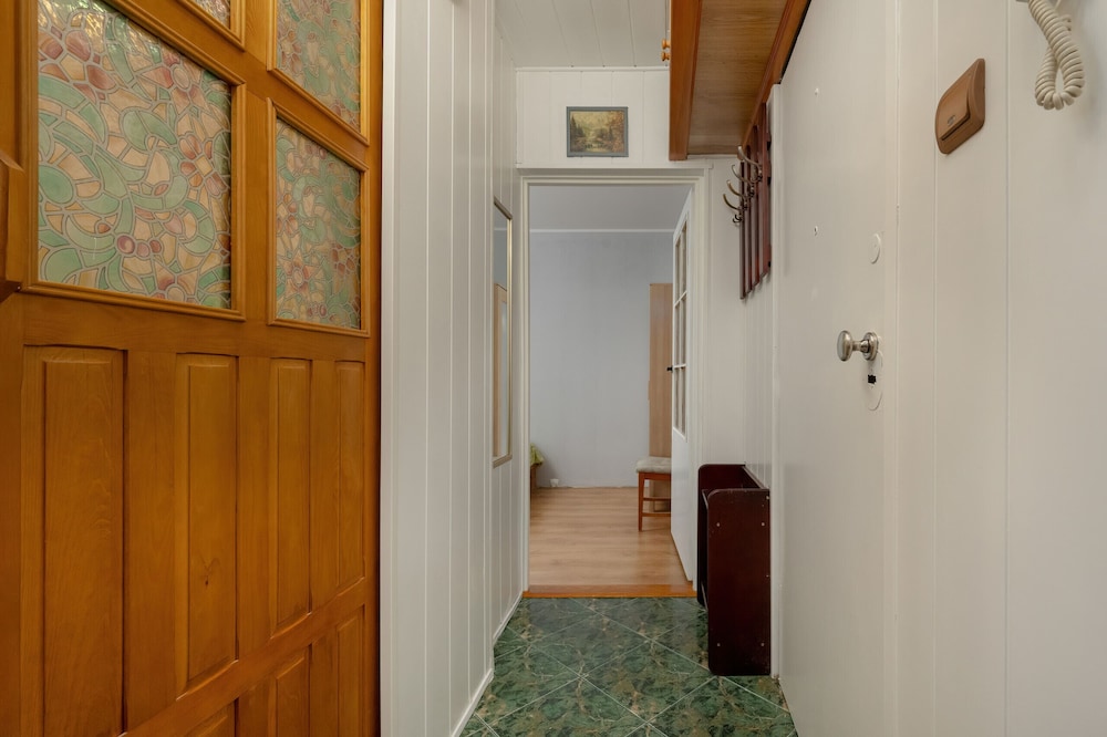 Apartment Close to the Park by Renters view 5