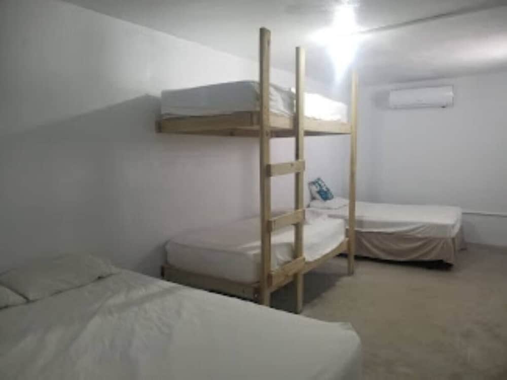 Beach Dorms San Juan - Property Image 24
