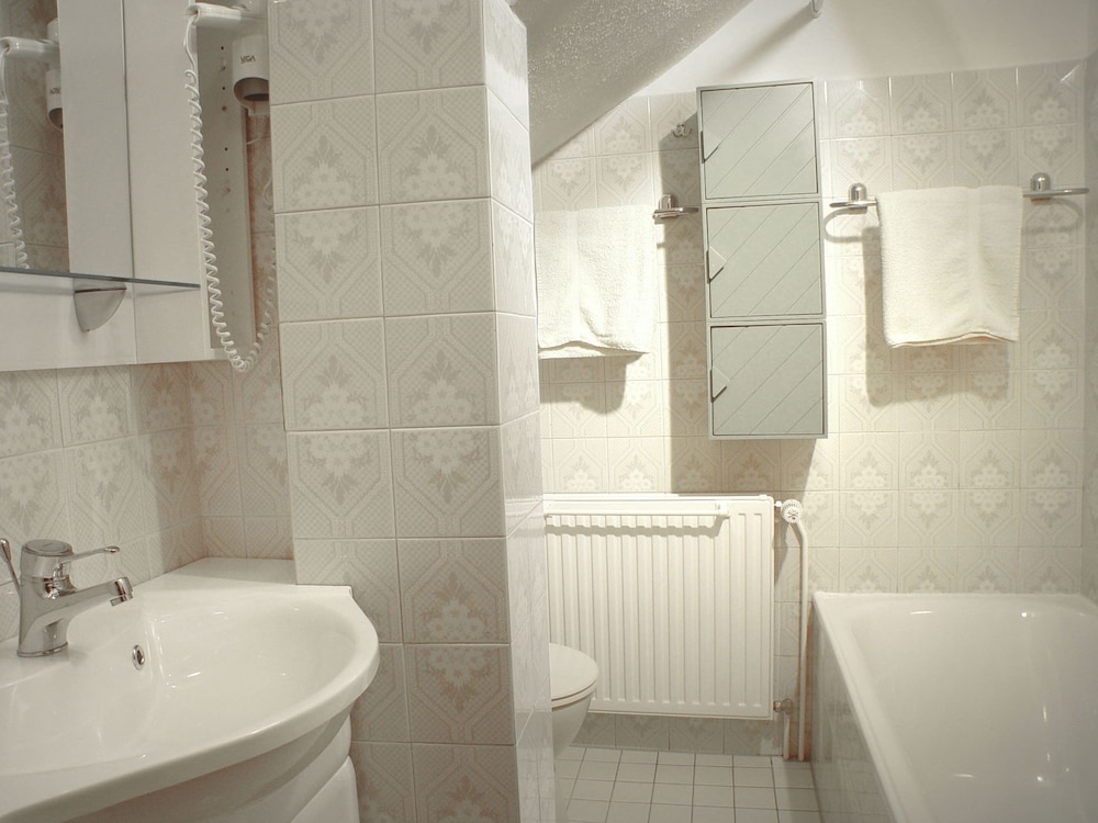 Apartment in Nassfeld Near Ski Slopes view 3