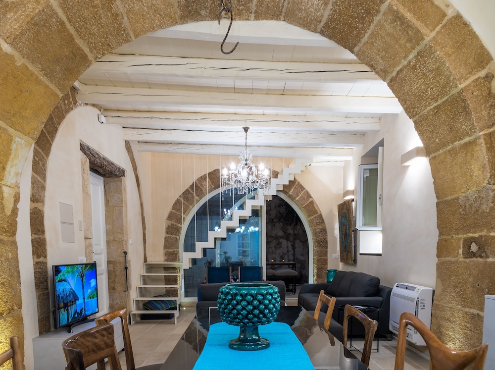Chiaramonte Suite en Syracuse — lounge