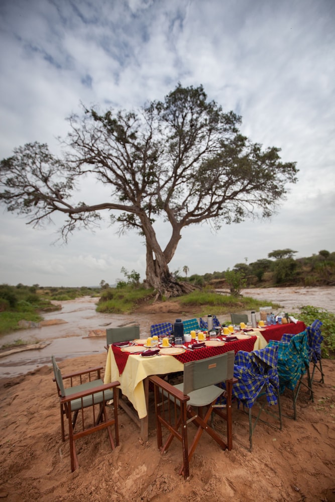 Elewana Loisaba Star Beds