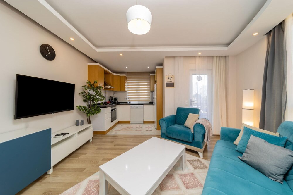 Convenient Flat With Balcony in Konyaalti view 5
