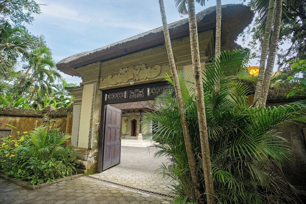 Villa Cemadik