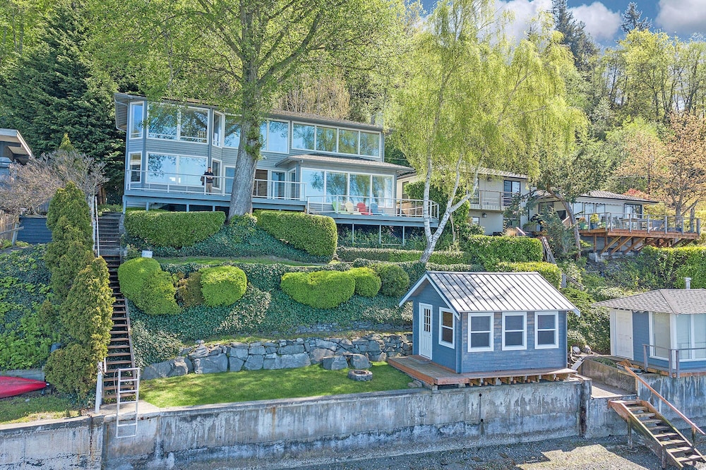 Four Stone Beach House