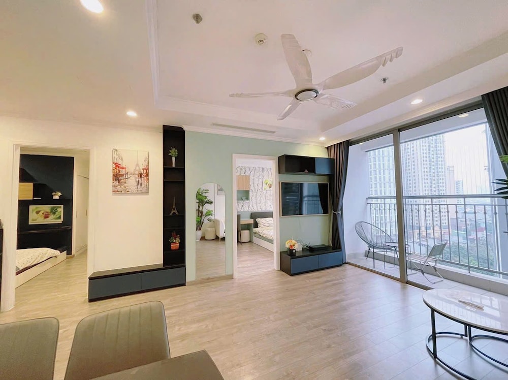 Sunny - Vinhomes Times City Park Hill