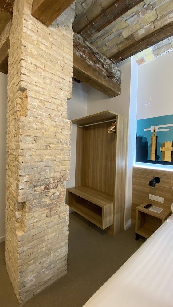 Valencia Vacations - Original Domino House Hotel - Property Image 52