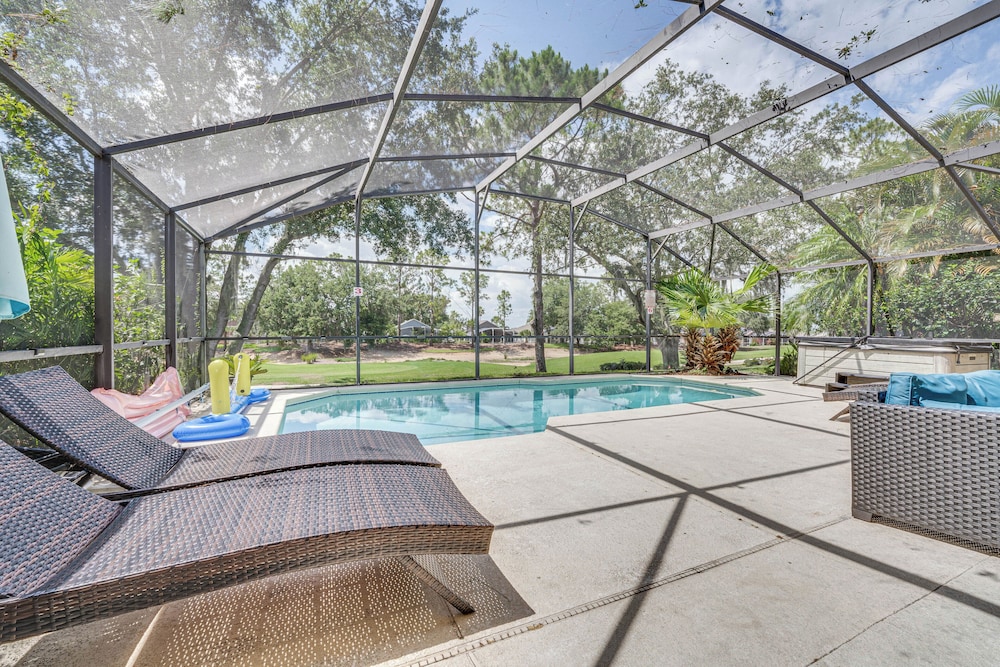 Southern Dunes Family Retreat: Hot Tub & Game Room