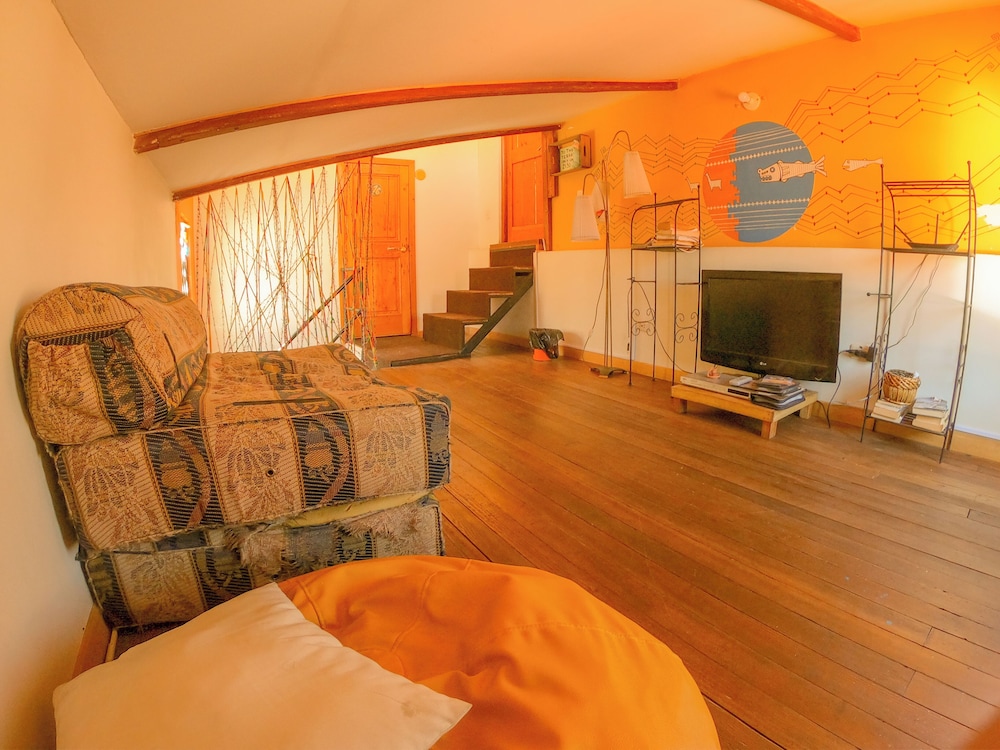 ANATA HOSTEL