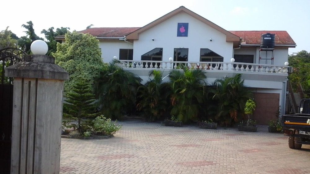 Eden Lodge