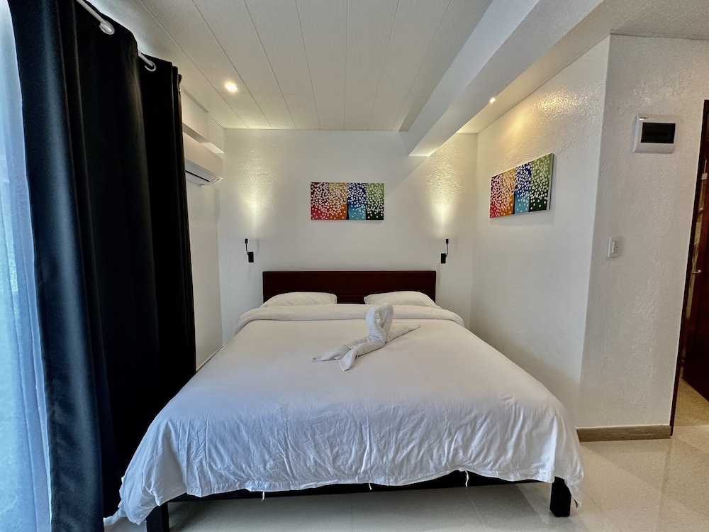 Calypso Beach & Dive Resort