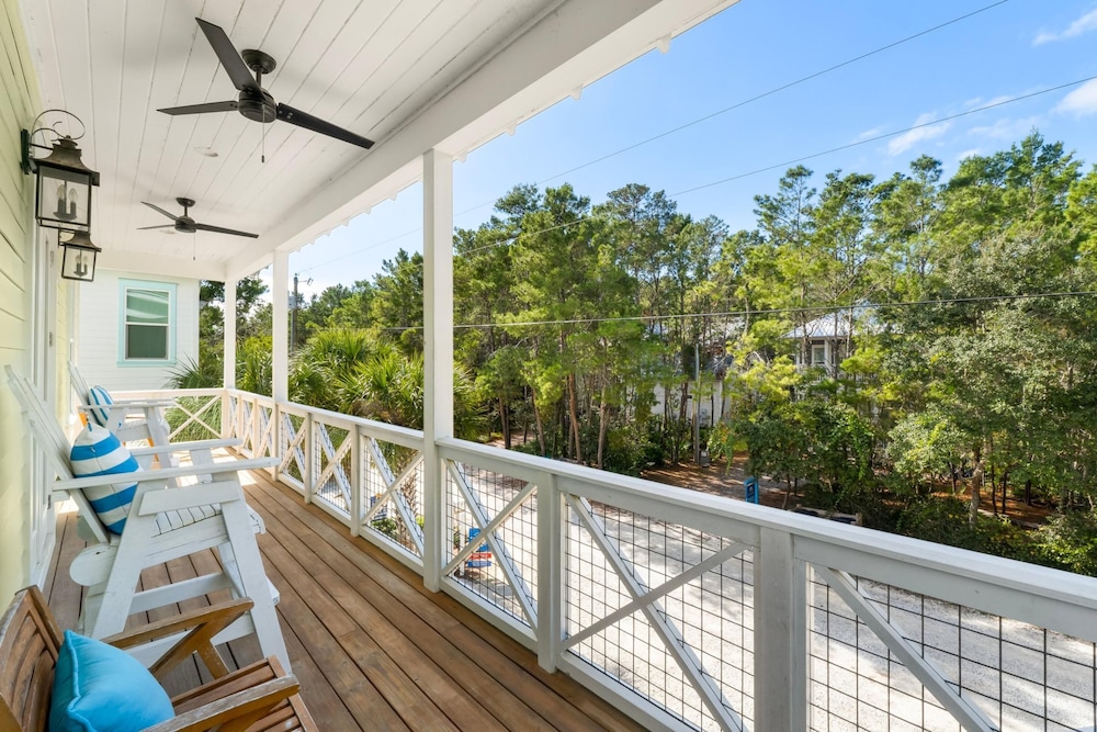30A Beach House - Under the Palms