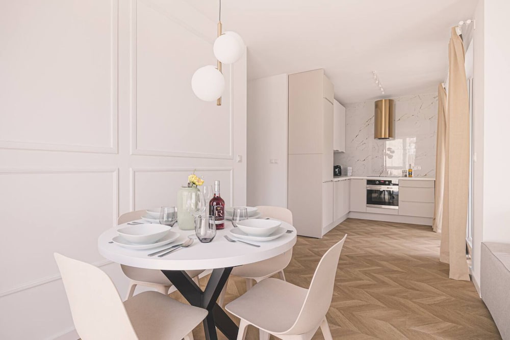 Blanco in Bydgoszcz With 1 Bedrooms and 1 Bathrooms