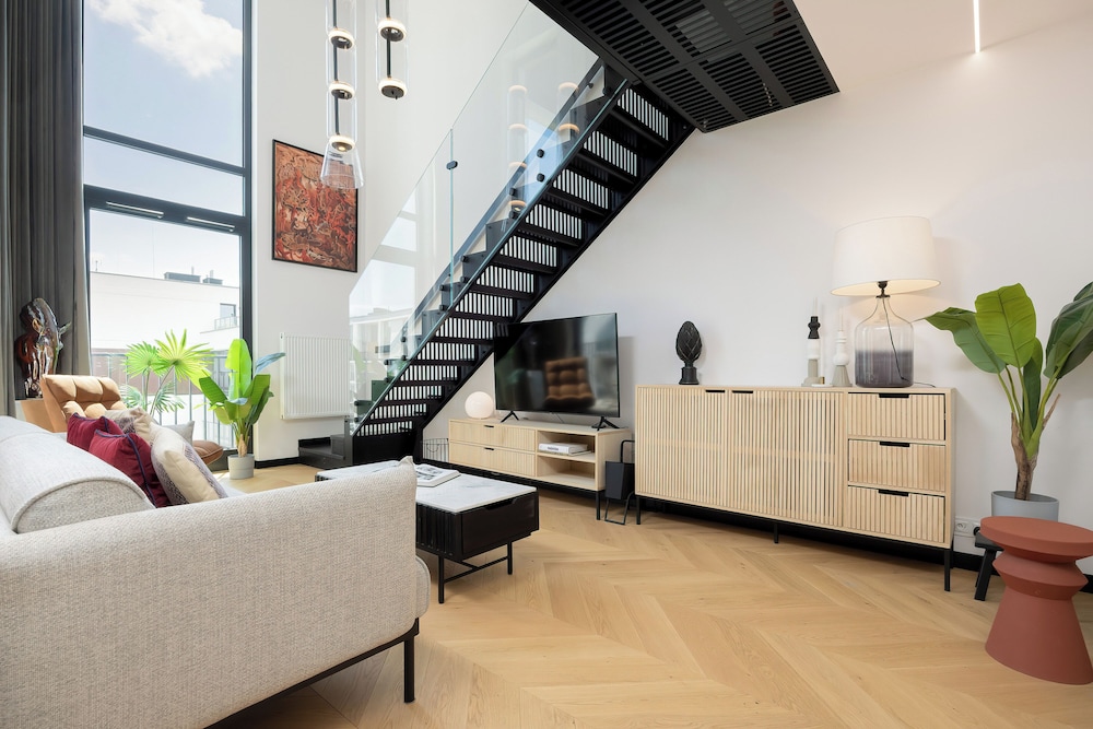 Apartment With A/C by Renters Prestige