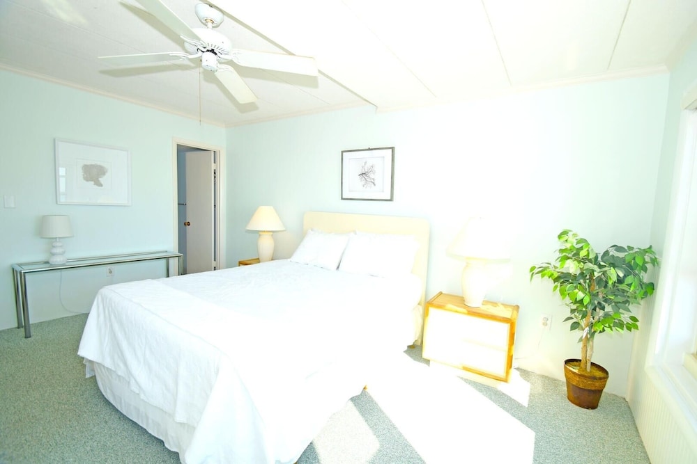 Ocean Place 315 2 Bedroom Condo by RedAwning view 2