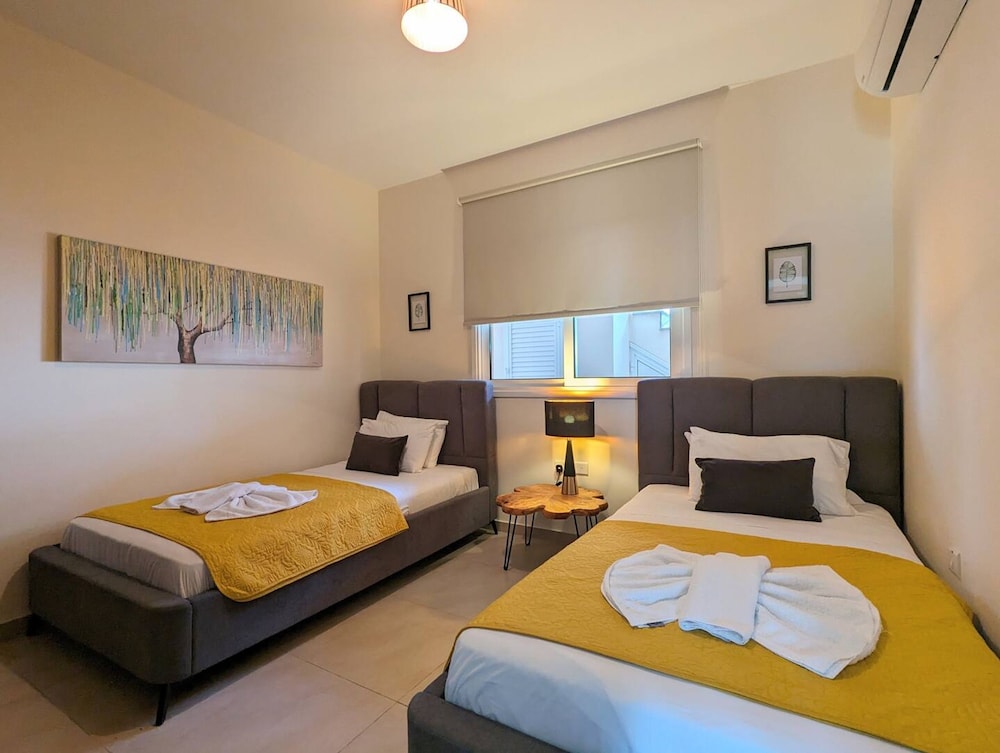 Violetta Apartment Ground Floor Pool View