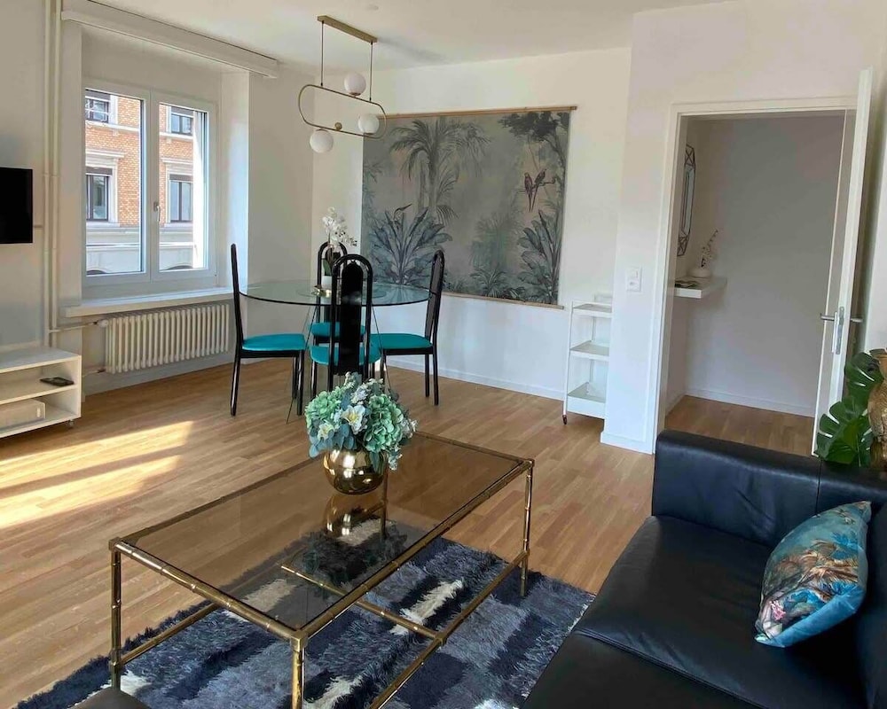 Kaya Zurich Wiedikon
