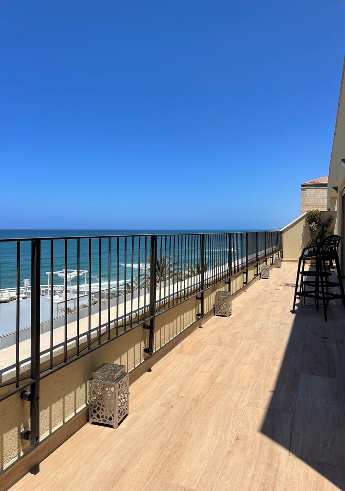 1604 Tel aviv