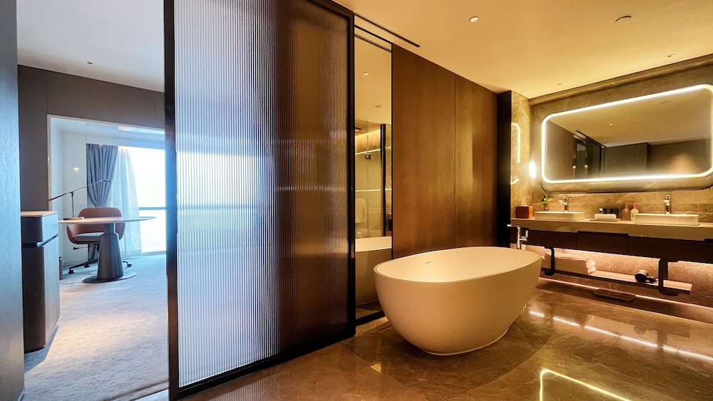 Hohhot Vacations - Crowne Plaza Hohhot City Center, An IHG Hotel - Property Image 24