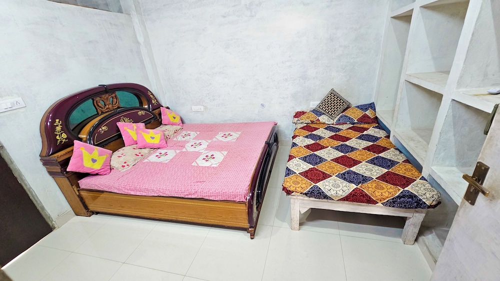 Arya Sadan Homestay
