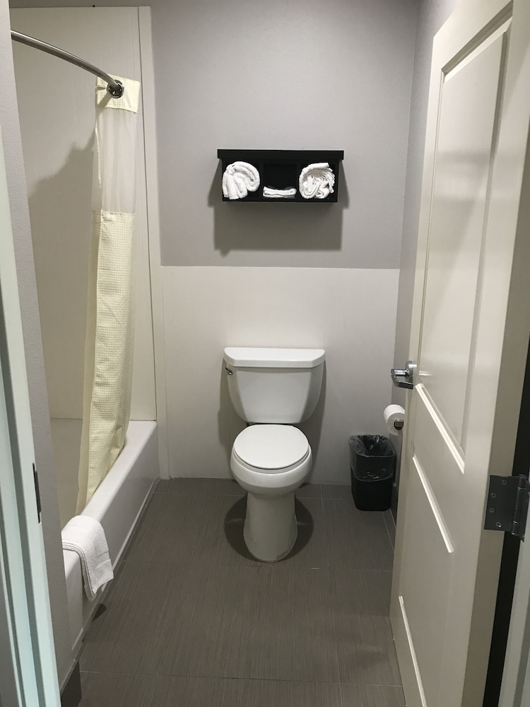 Grand Villa Inn & Suites Chinatown