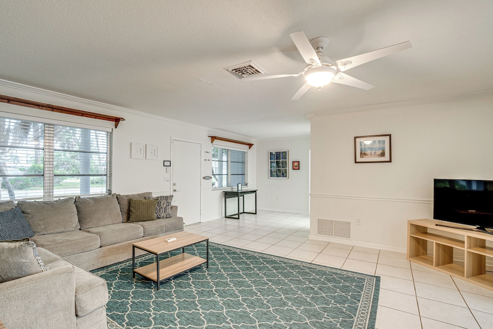 2 Mi to Beach: Home w/ Pool in Venice