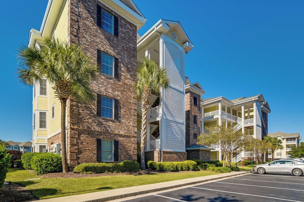 Pool Access & Balcony: Modern Myrtle Beach Condo view 3