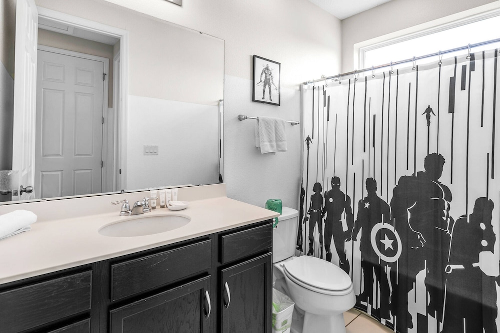 Spacious 7Bd Next to Clubhouse at Solara Resort