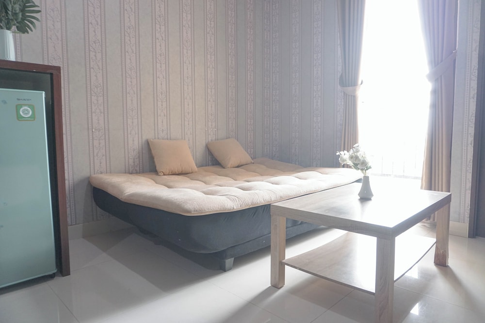 Homey And Best Deal 2Br Transpark Cibubur Apartment