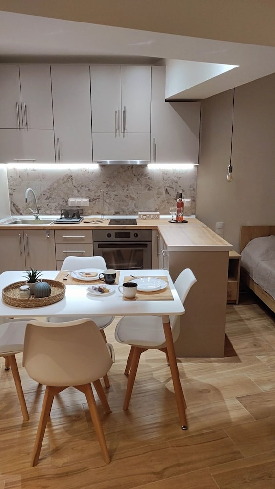 Milies Creekside Studio photo 4