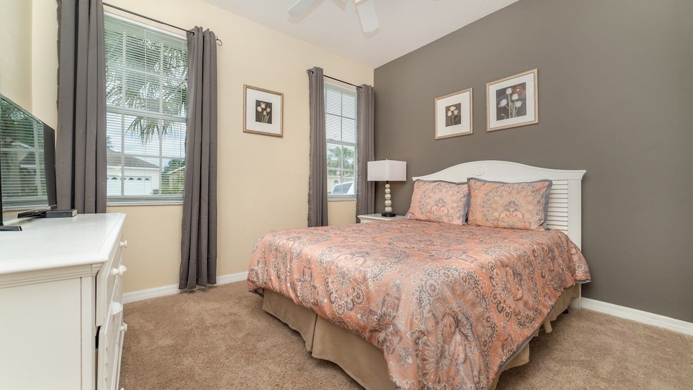 Windsor Palms Resort 4 Bedroom Pool+Spa Home 4 Home