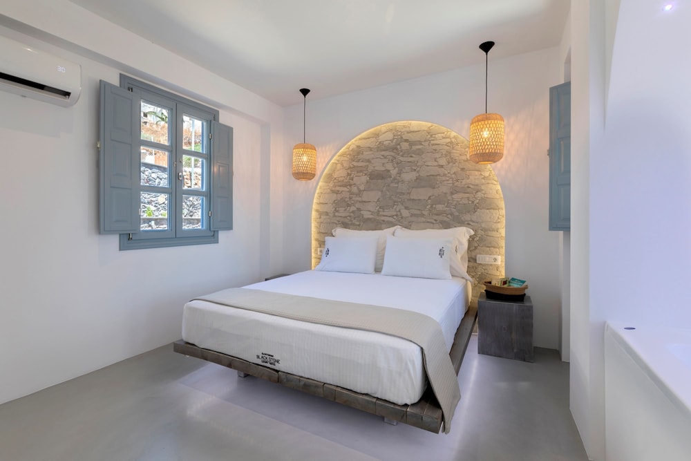 BlackStone Luxury Suites photo 3