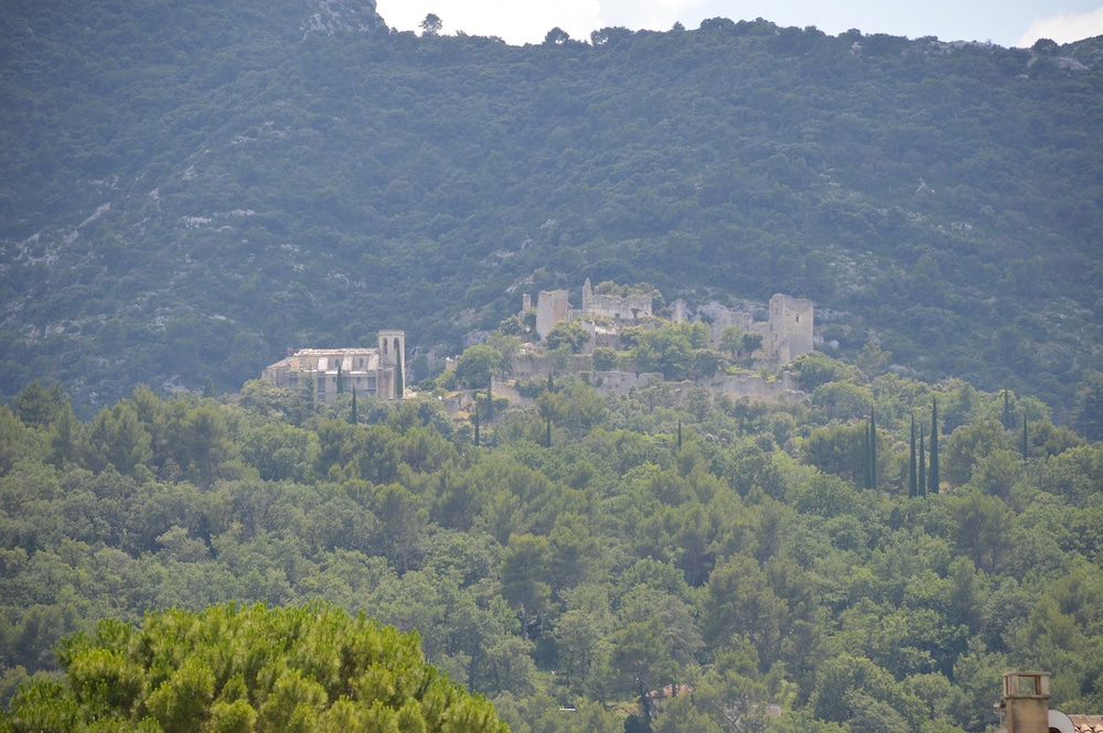 Le Clos D'Olea. Chambres d'hotes