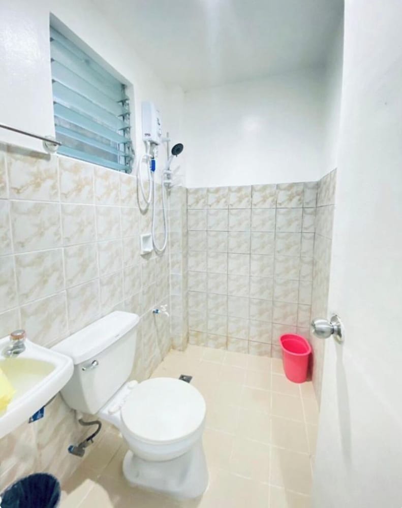 Glo's Space Boracay Dmall