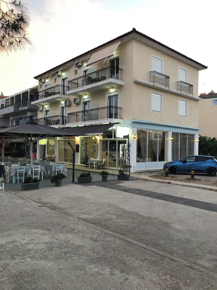 DIMITRA ROOMS