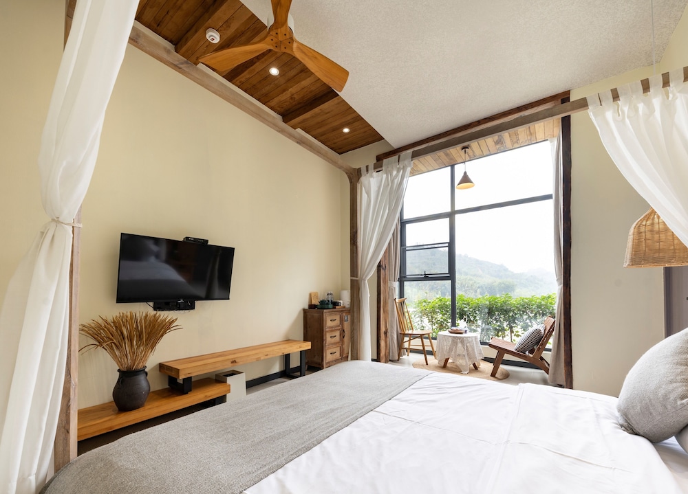 Yingde YeDuGu Resort