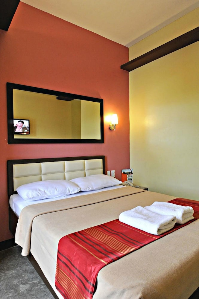 Cebu Vacations - Express Inn - Cebu Hotel - Property Image 33