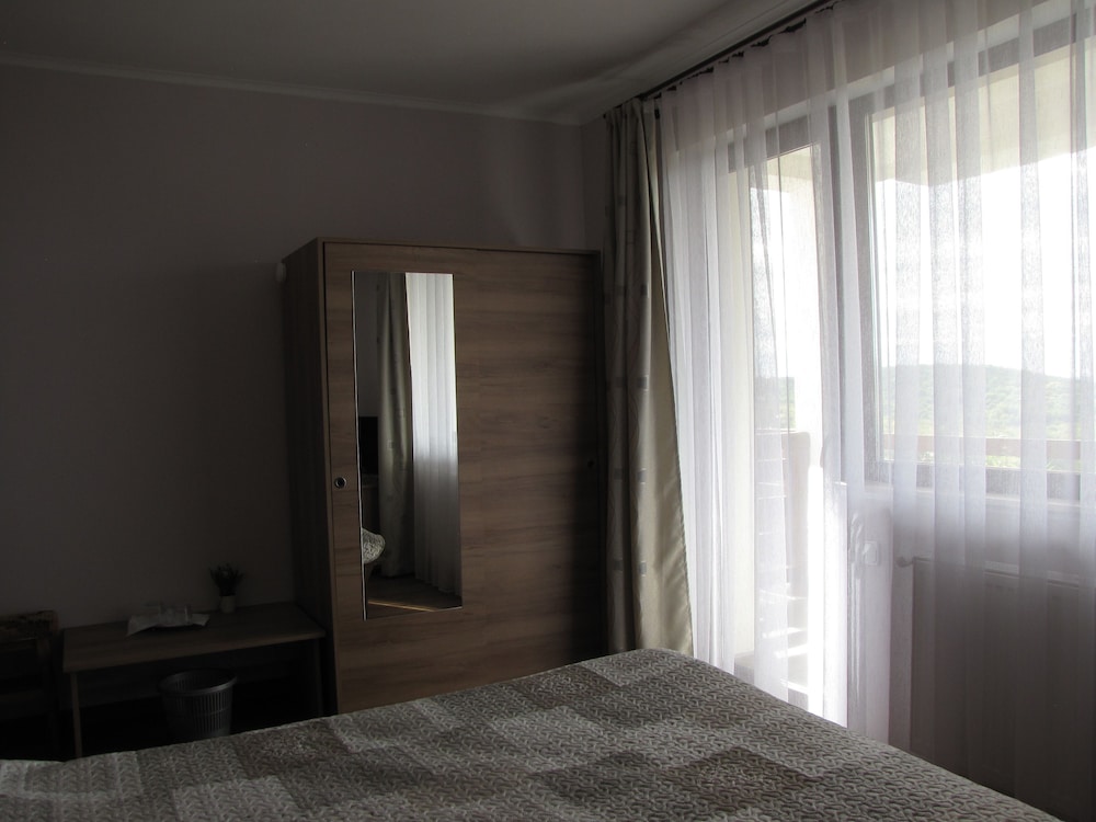 Photo 36