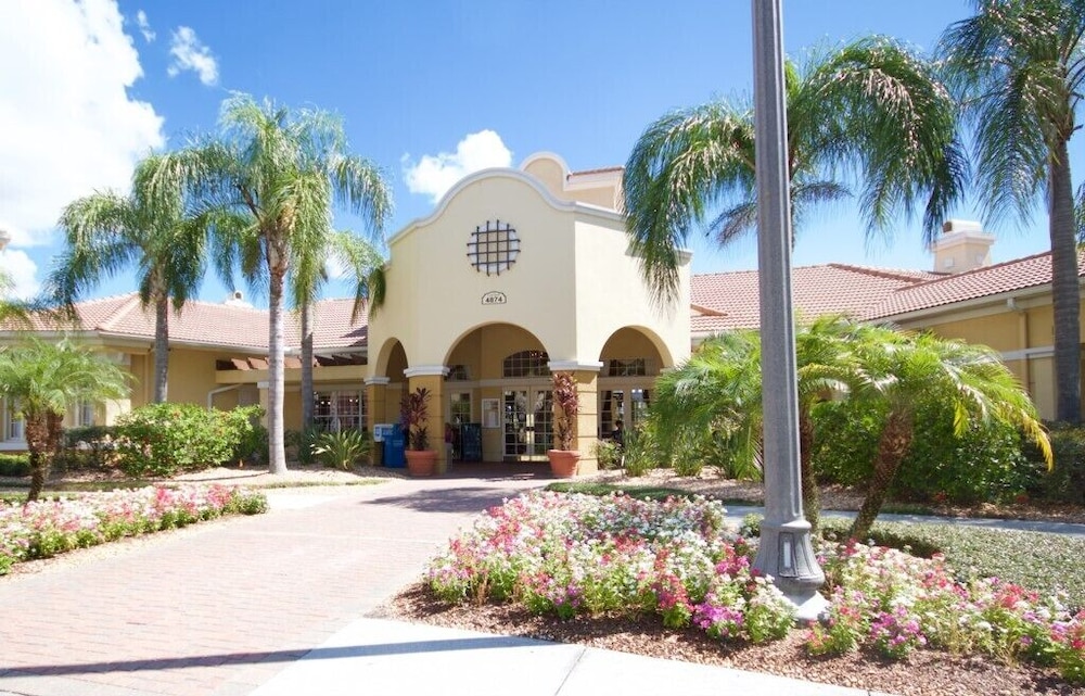 Lake View Escape - New! 3 Bedroom Condo by RedAwning