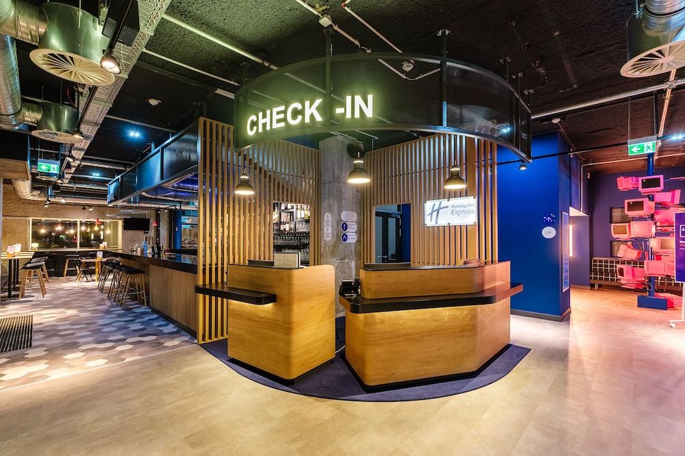 Hotel Holiday Inn Express Dresden Zentrum by IHG - Image 1