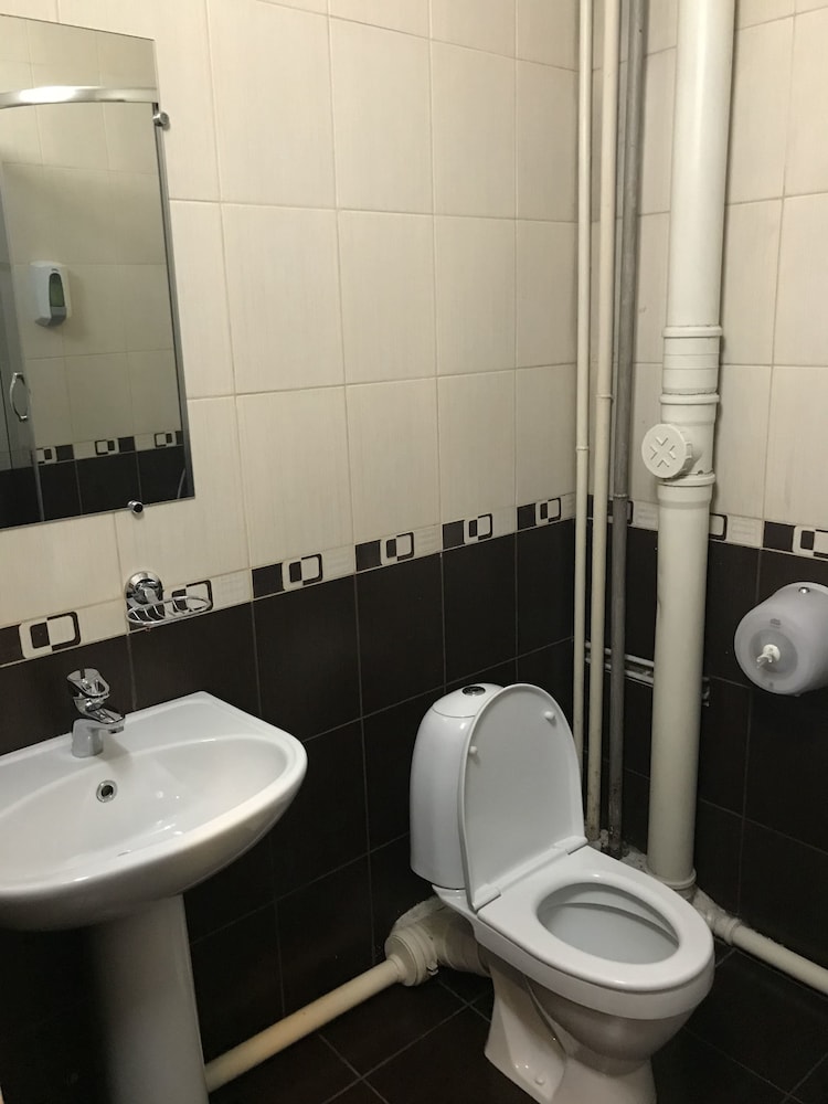 Good Cat - Hostel