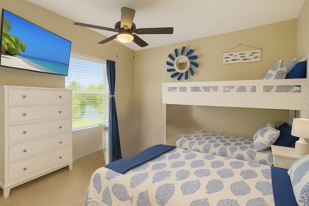 Seahorse Cove - Pool, Gulf Access & Tiki Bar 3 Bedroom Home