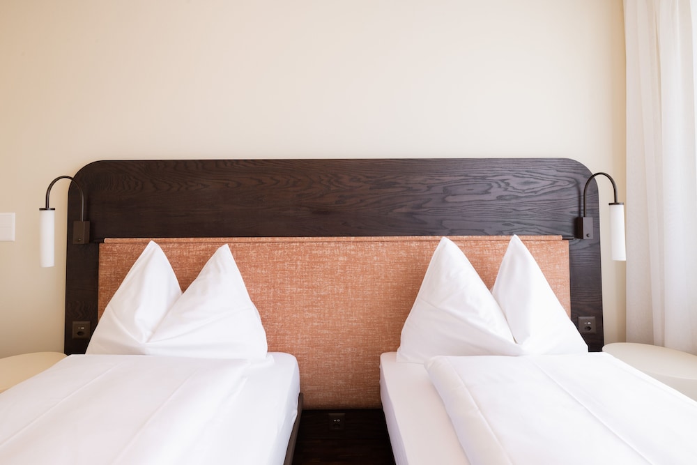 EMA House Serviced Apartments Seefeld