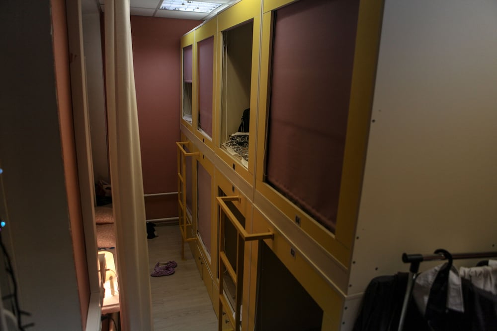 Capsule Hostel Yes