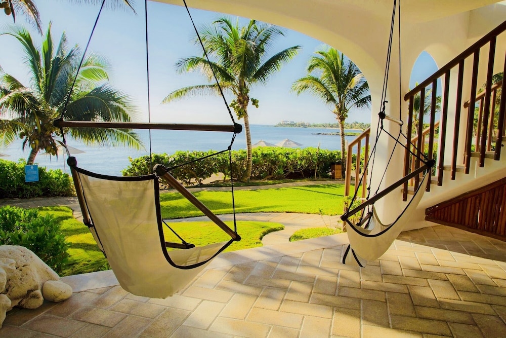 Las Villas Akumal 2B-11 by SkyRun