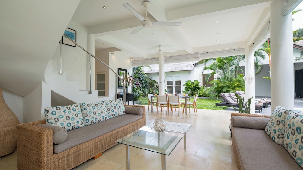 Villa Merta Sari 8 by Villa Finder