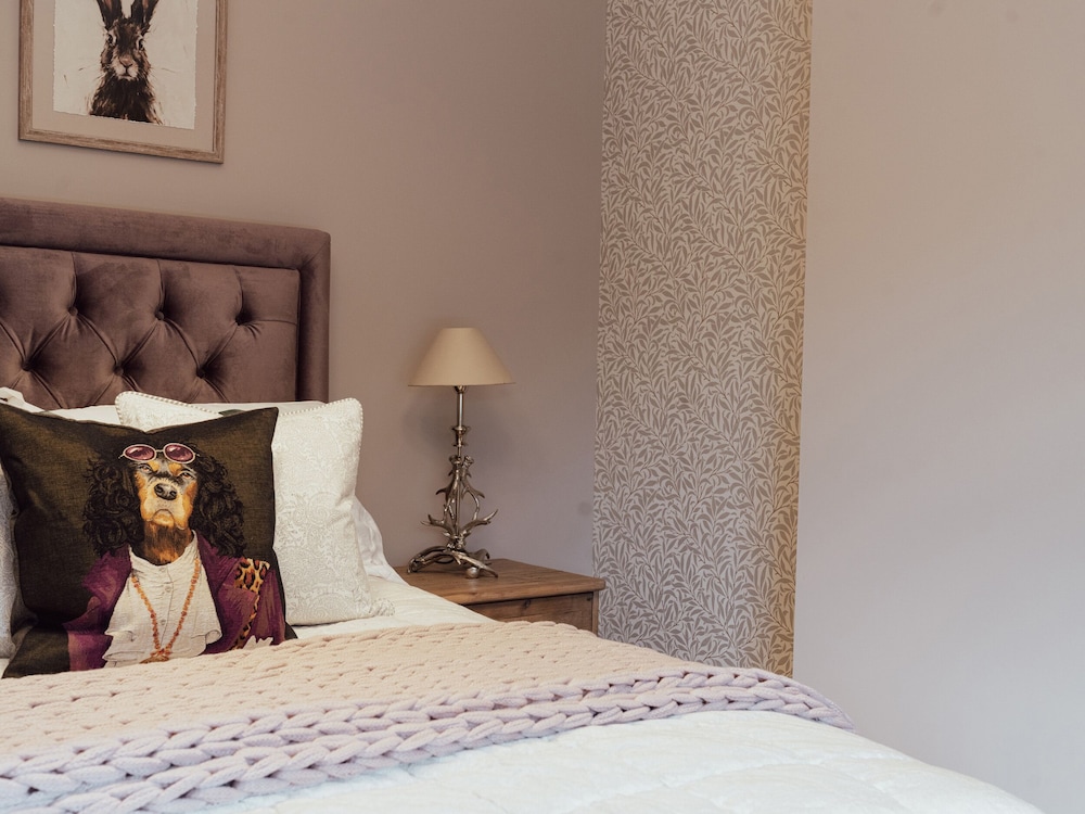 Stag Cottage